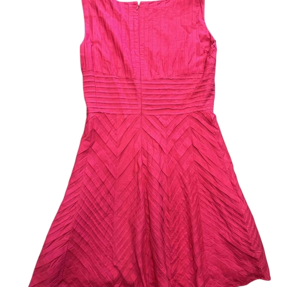 Calvin Klein Pink Ruffled Pleated Dress Size 10 EUC Midi - Picture 5 of 10